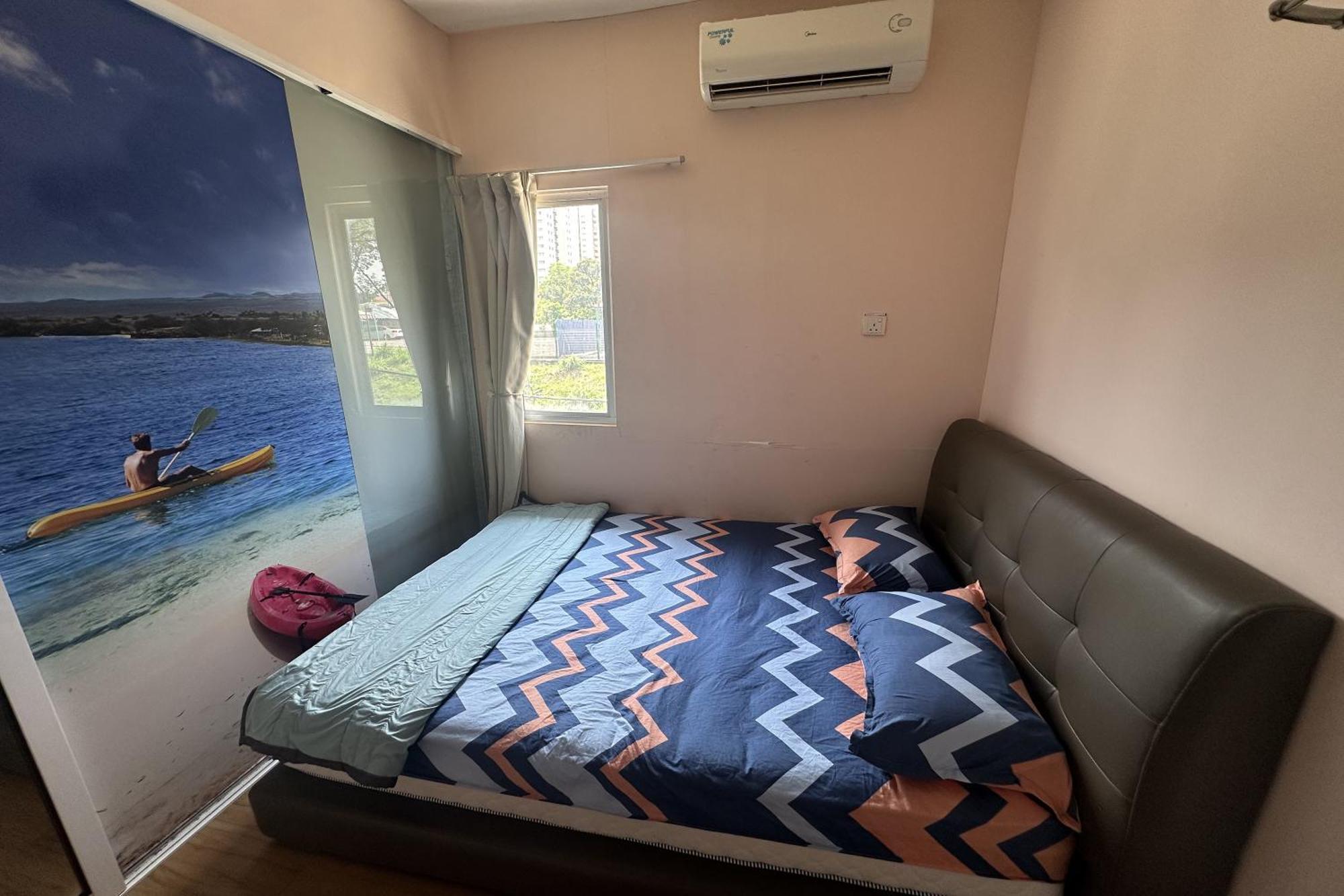Standard Queen Room